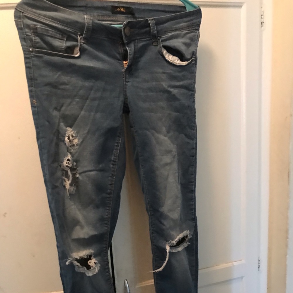 Ripped Jeans